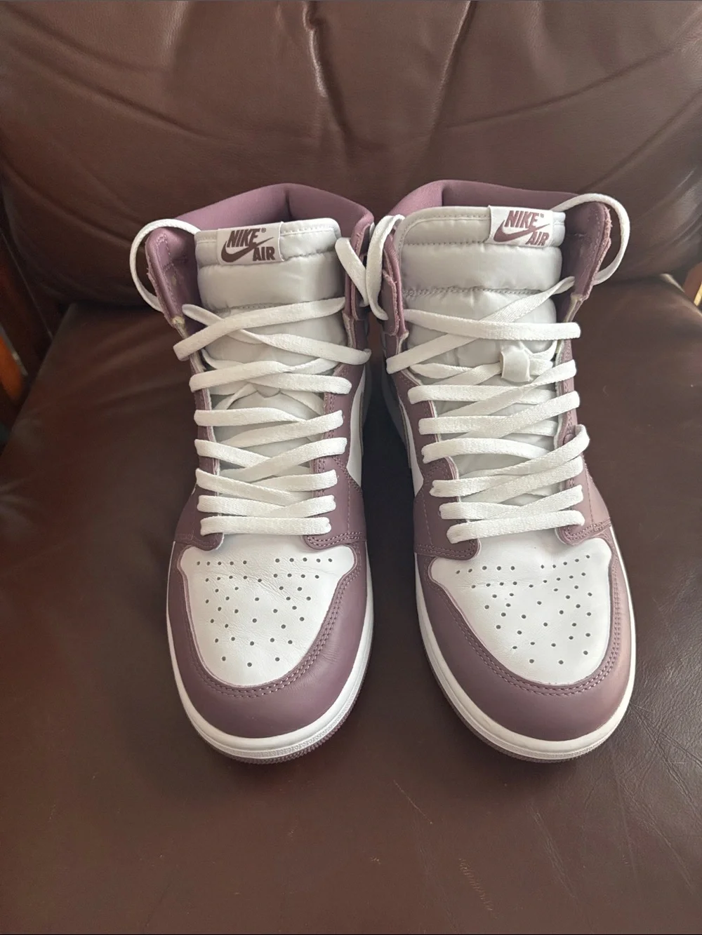 Men’s Mauve Retro Jordan 1’s